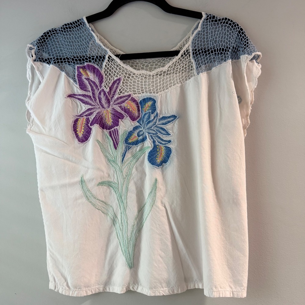 Kibis Floral Embroidered Blouse Womens L White Blue Iris Crochet Boho Vintage